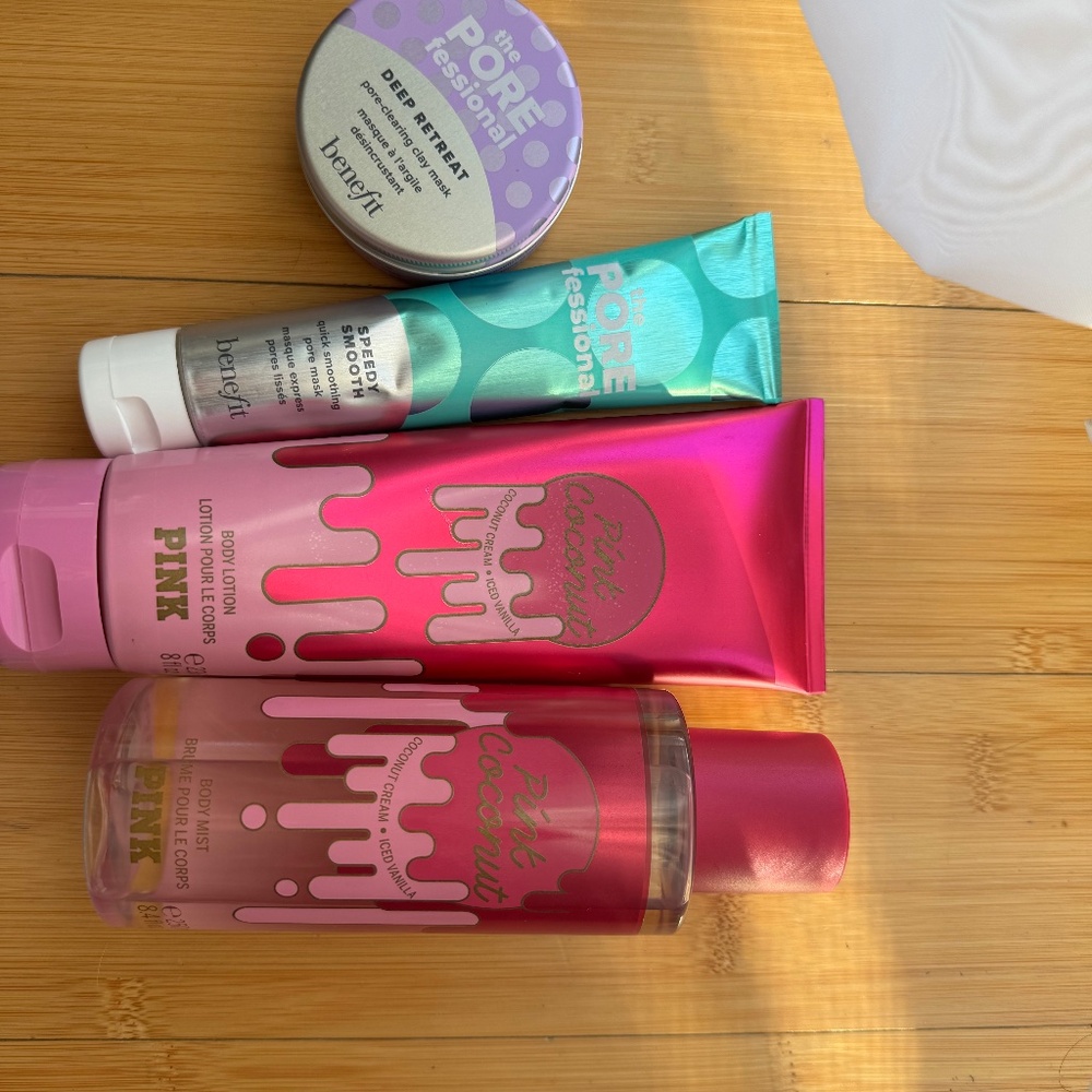 🌸 Benefit + Victoria’s Secret Beauty Bundle
